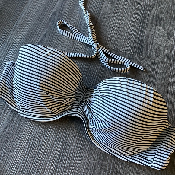 Victoria's Secret Other - Victoria Secret Bikini Top